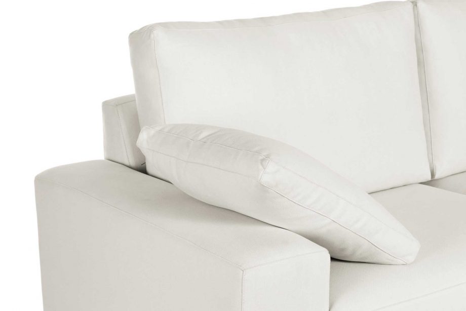 trucco sofa cushions